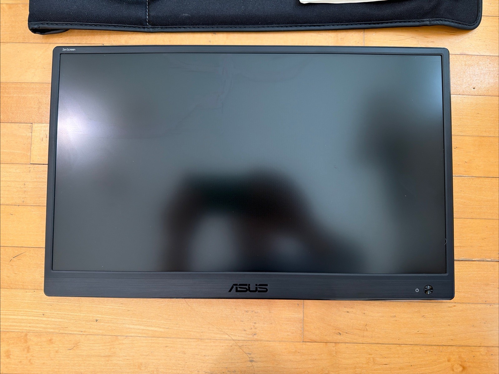 ASUS ZenScreen 15.6” 1366 x 768 Portable USB Travel Monitor MB165B & Case