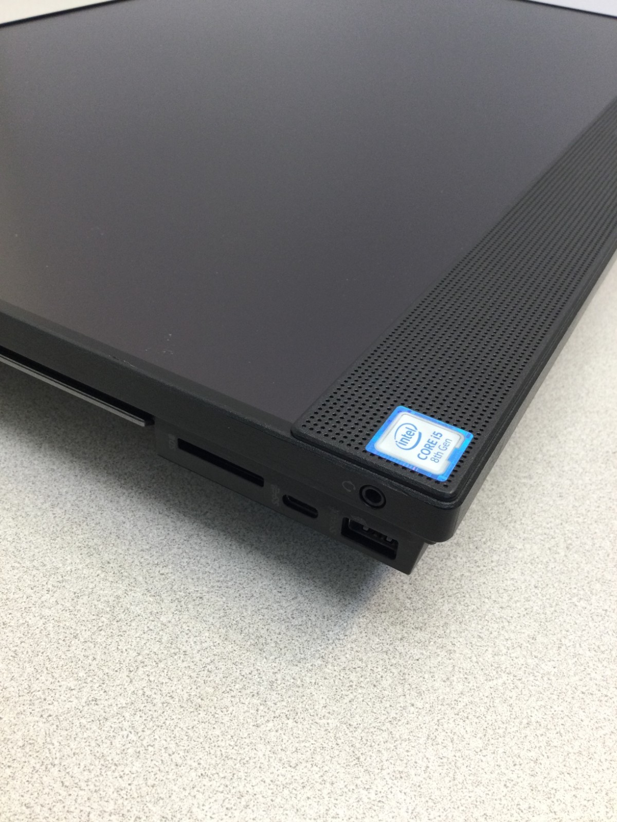 Dell OptiPlex 7460 All-in-One i5-8500 3.00GHz 16GB RAM 256GB SSD /NO STAND/24”