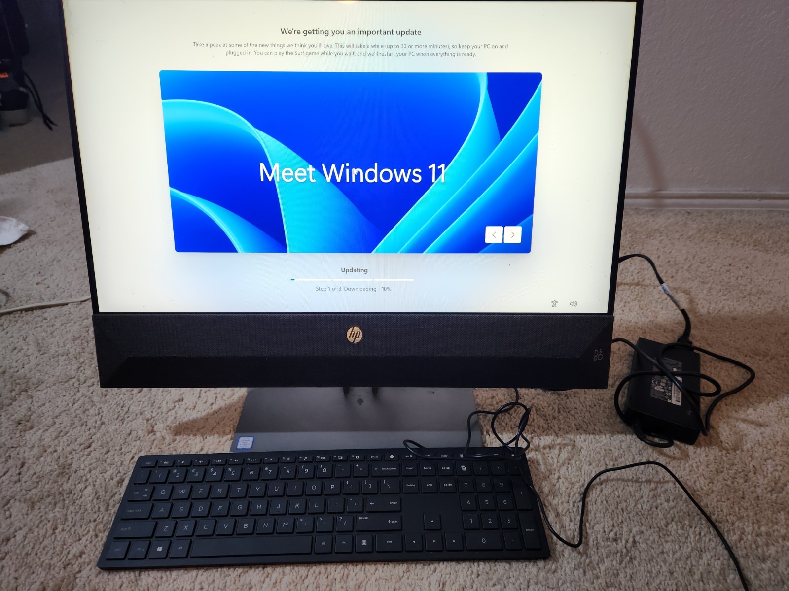 Latest HP 24-cr0013w All-in-One Desktop 23.8″ Touchscreen i3-N300 0.8GHz Intel