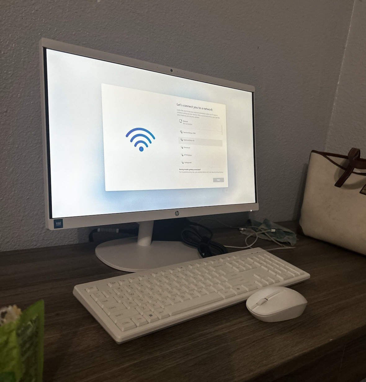 HP 21.45in All-in-One PC Intel N200 8GB 128GB UFS Win 11 S Wi-Fi 6 White