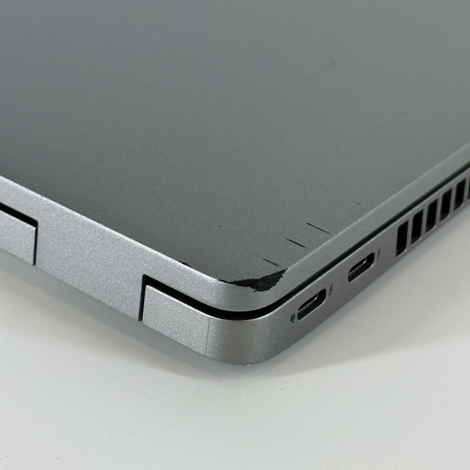 Dell Latitude 5420 14 2021 Gray FHD i5-1145G7 2.60GHz 8GB 256GB SSD Good