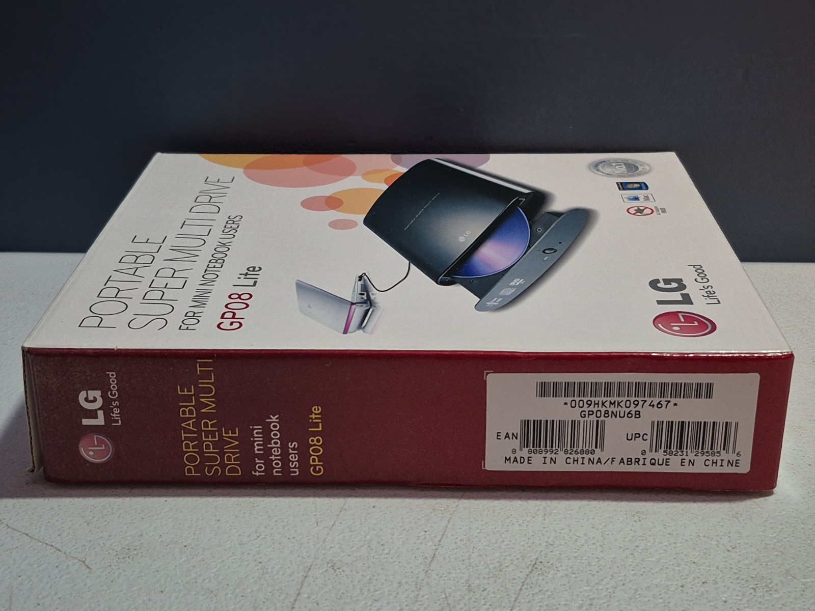 LG GP08 Lite Portable Super Multi Drive External DVD Writer USB Complete in Box