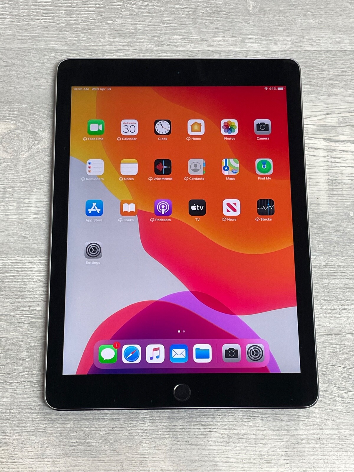Apple iPad Air 2 9.7in – 16GB 32GB 64GB – (WIFI + Cellular) – Unlocked