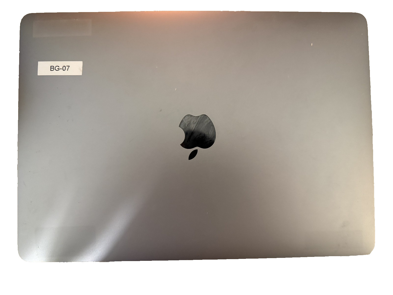 2020 Apple MacBook Air 13.3″ i7 1.20GHz/16GB/256GB SSD (Space Gray) – A2179