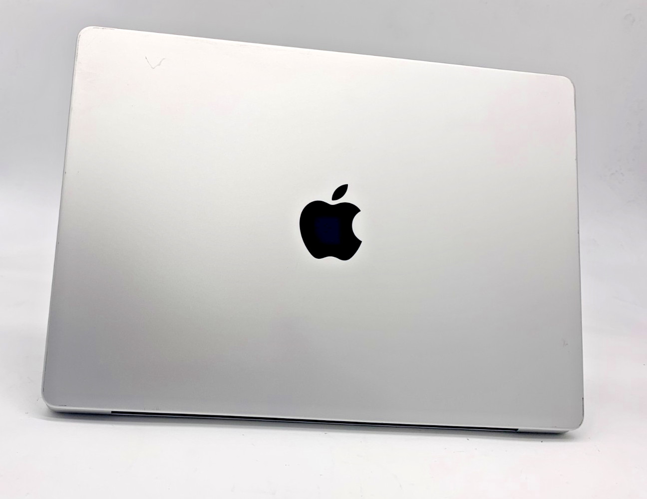 Apple MacBook Pro 14″ 2023 A2992 M3 Pro 4.05GHz 512GB SSD 36GB DDR5 SILVER B