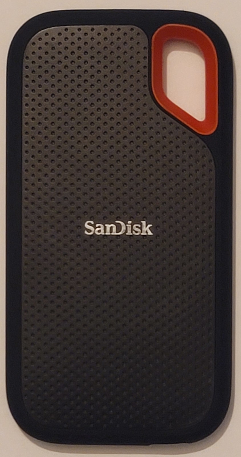 SanDisk Extreme PRO V2 4TB USB-C Portable External SSD (SDSSDE61-4T00-G25)