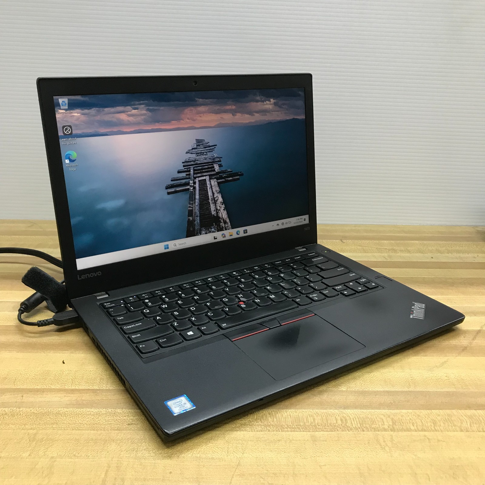 Lenovo ThinkPad T470s 14″ i5-7300U 2.60GHz 8GB RAM 128GB SSD (Windows 11 Pro)