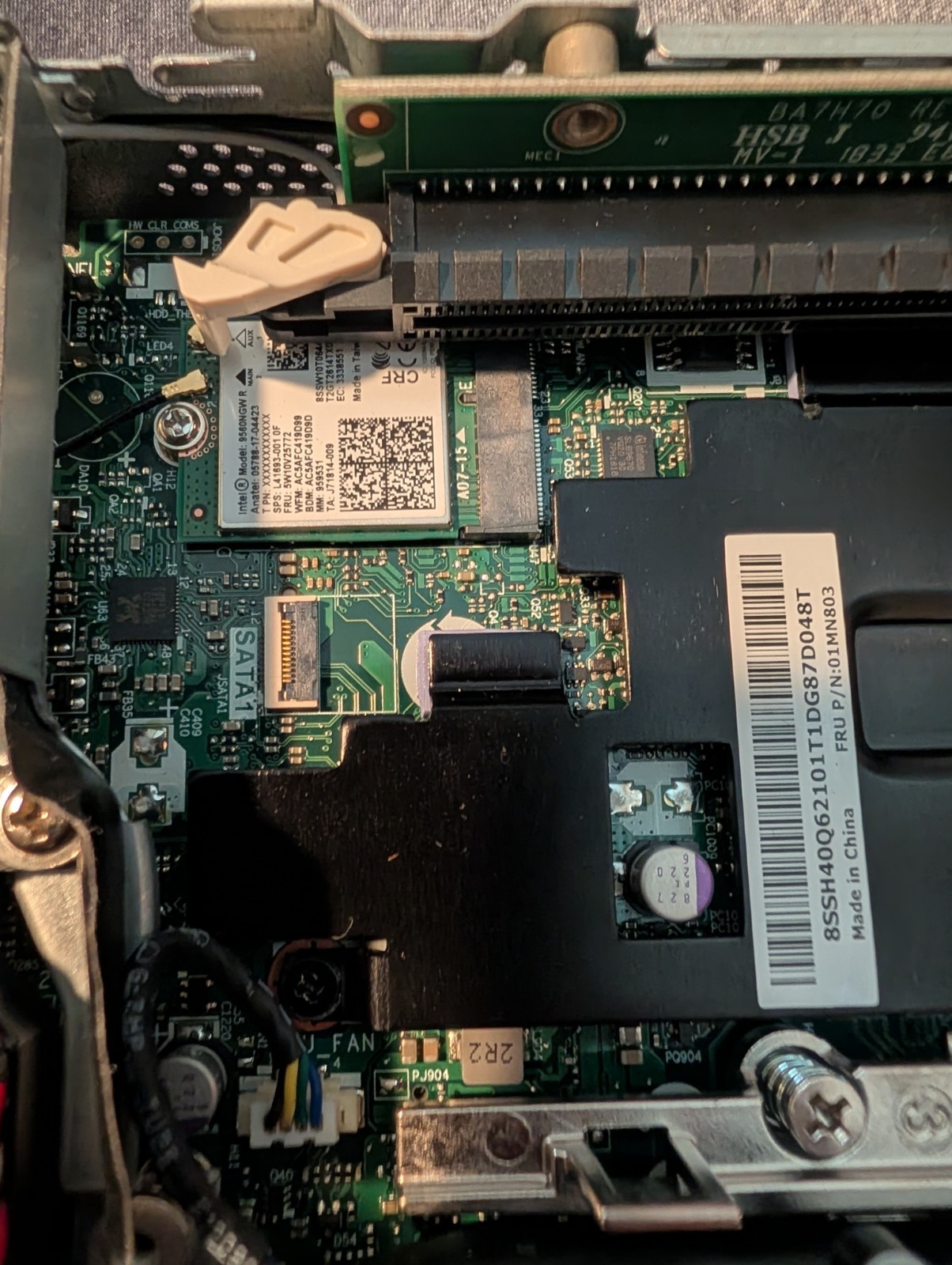 Lenovo ThinkStation P330 Tiny 16GB RAM No SSD with Adapter