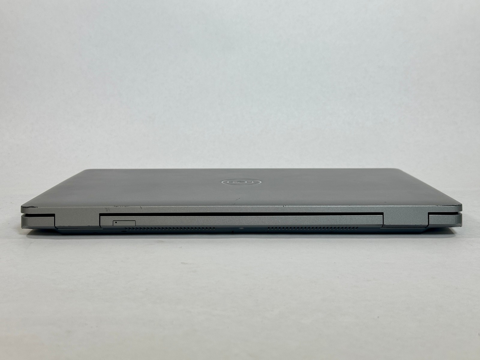 Dell Latitude 5520 15.6″ Laptop i7-1185G7 16GB RAM 512GB NVME Win11P – Worn