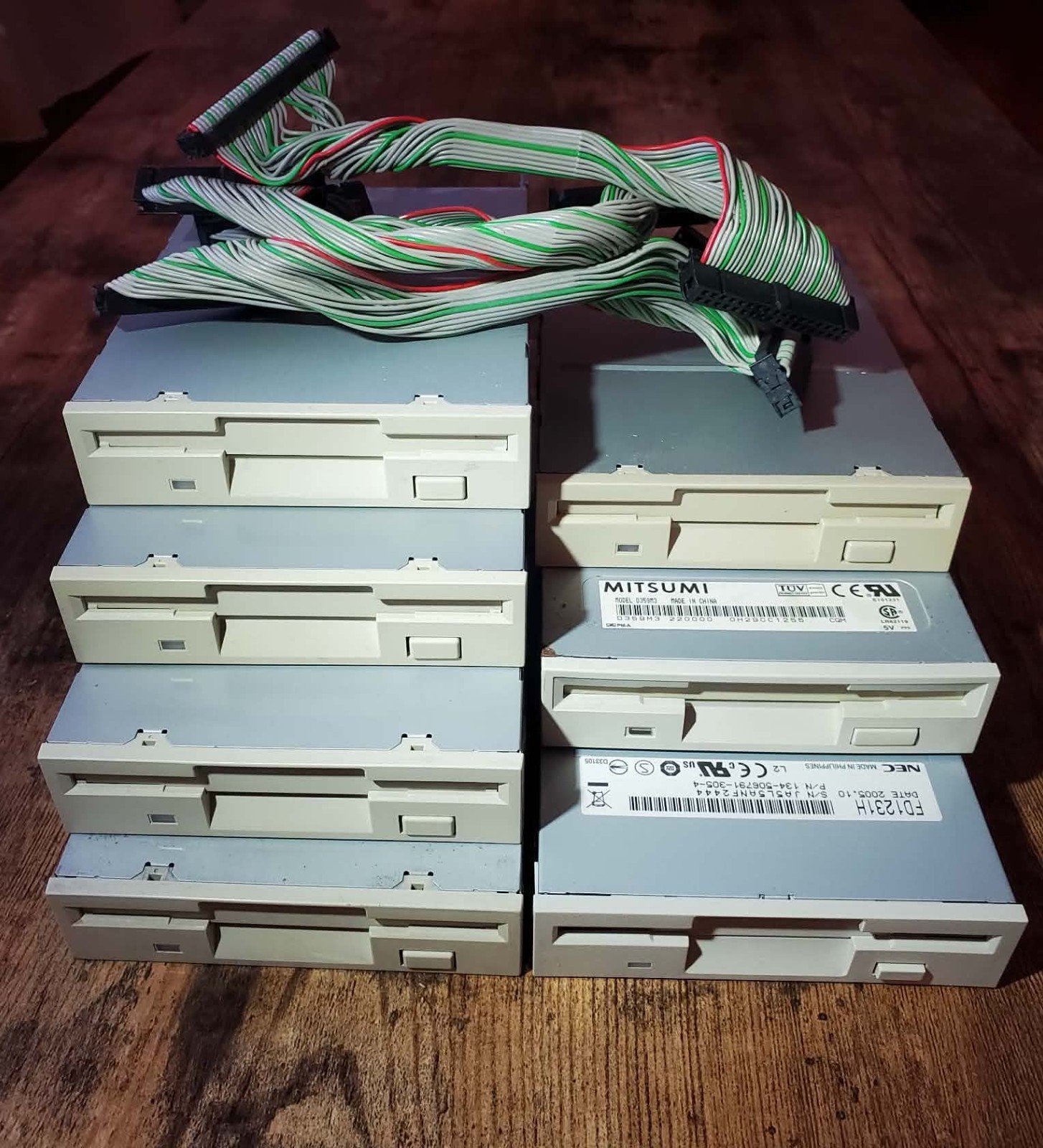 One 3.5″ Internal Floppy Drive for AKAI MPC2000 MPC2000XL