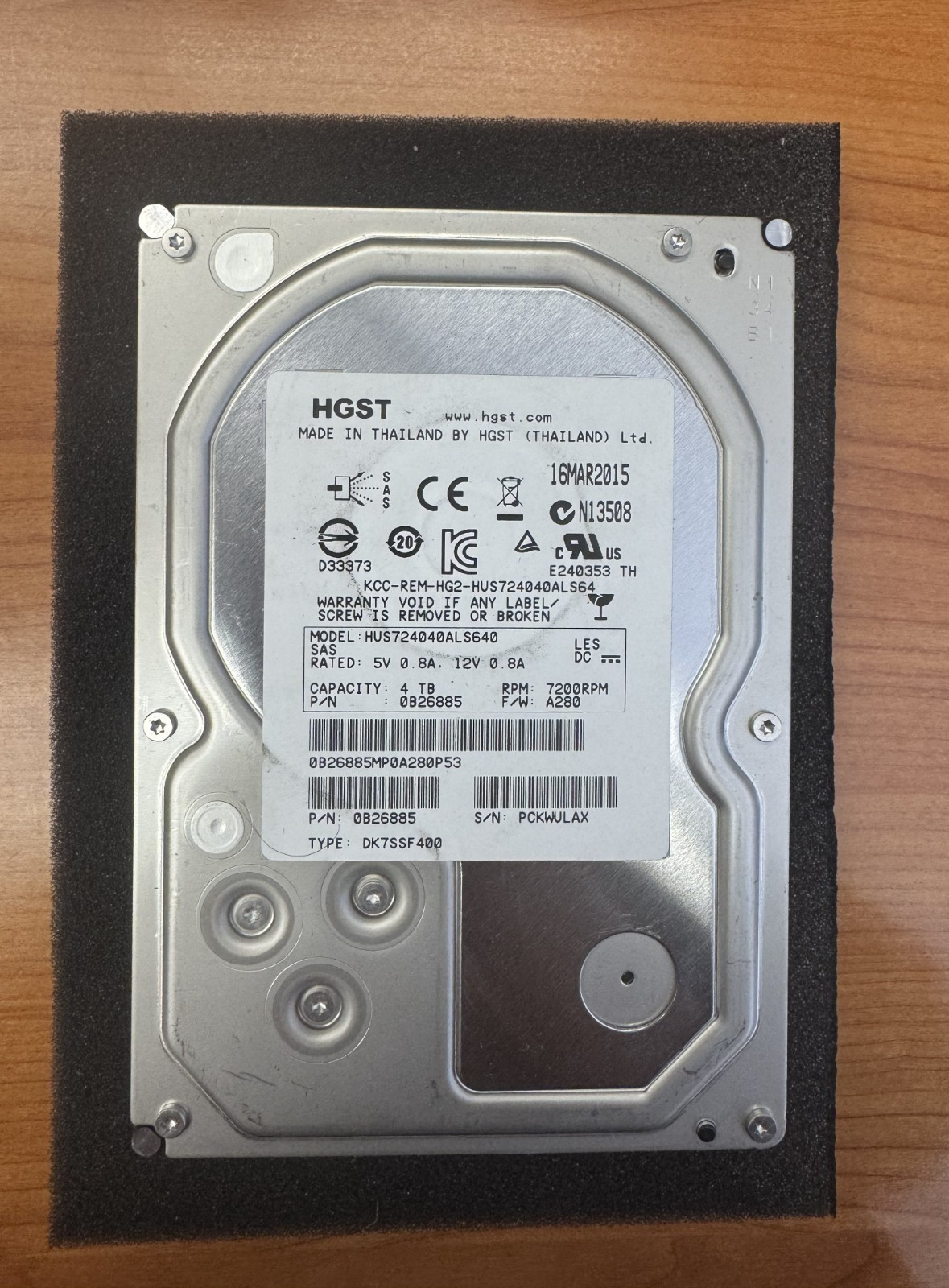 HGST Ultrastar 7K4000 4TB @ 7.2K 64MB 6Gb/s 3.5″ SAS HDD HUS724040ALS640