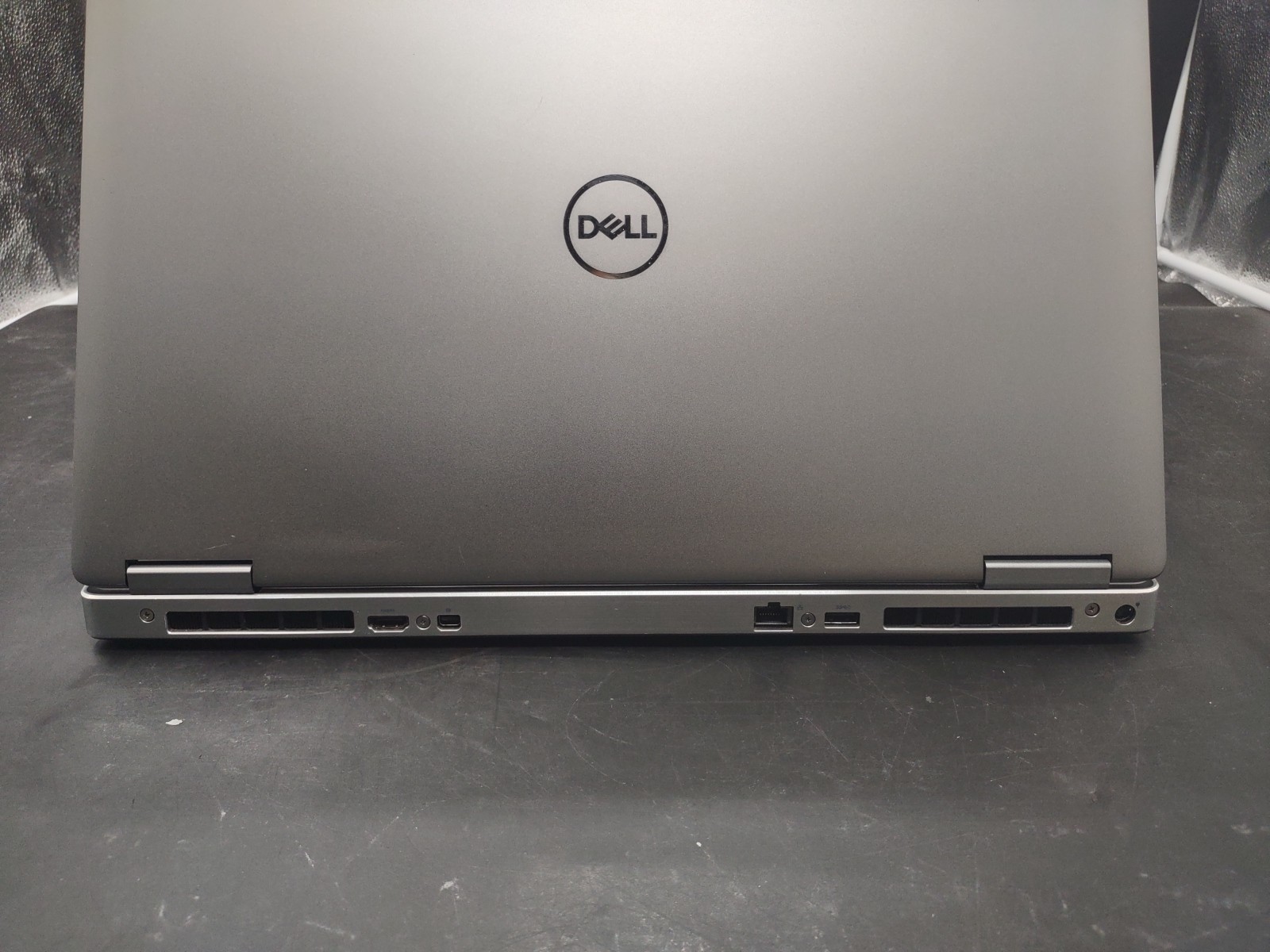Dell Precision 7740 i9 9980HK @ 2.40GHz 32GB RAM 512GB SSD Win 11 Pro