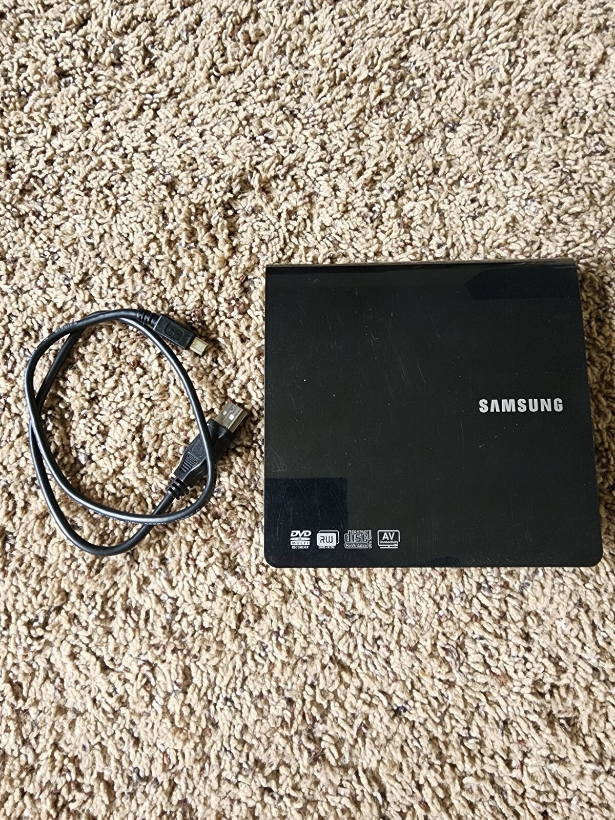 Samsung USB Slim Ultra Speed Portable External DVD Writer SE-208