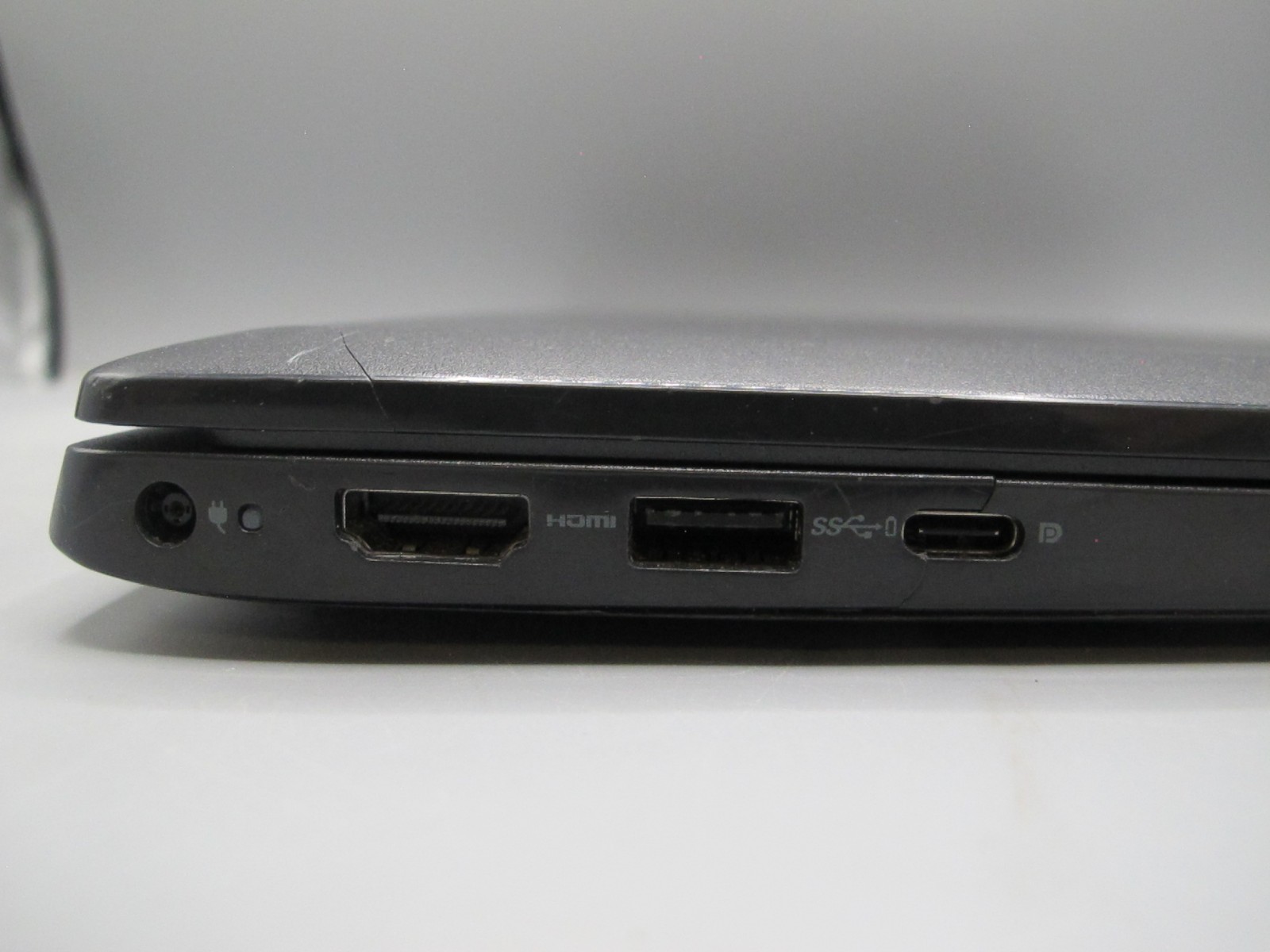 Dell Latitude 3420 14″ (i5-1135G7 2.40GHz-16GB RAM-256GB SSD-Win11Pro) (READ)