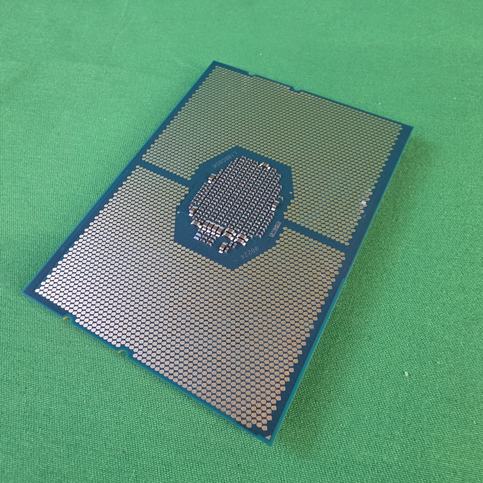 Intel SRGZG Xeon Gold 6248R 24C 3.0Ghz 35.75MB Processor