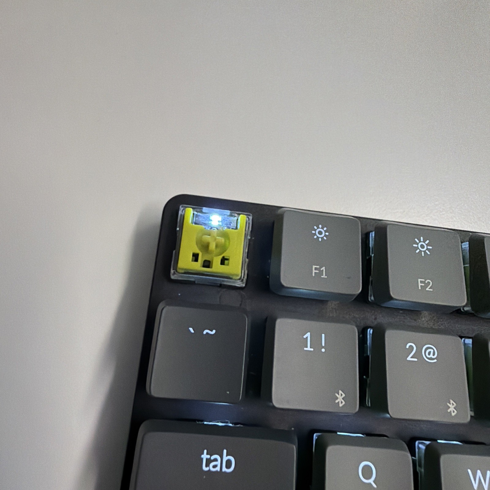 Keychron K3 Low Profile Wireless Mechanical Keyboard White Backlight K3D5