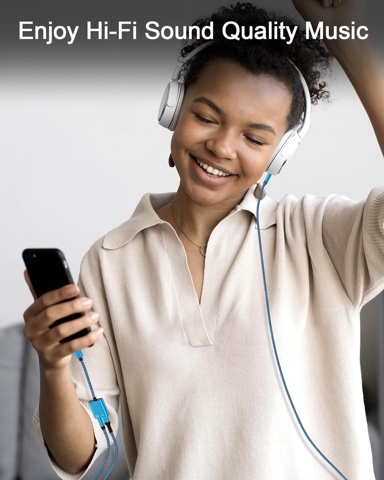 iPhone Headphone Adapter with Charge 2-in-1 Lightning to 3.5mm Female Blue