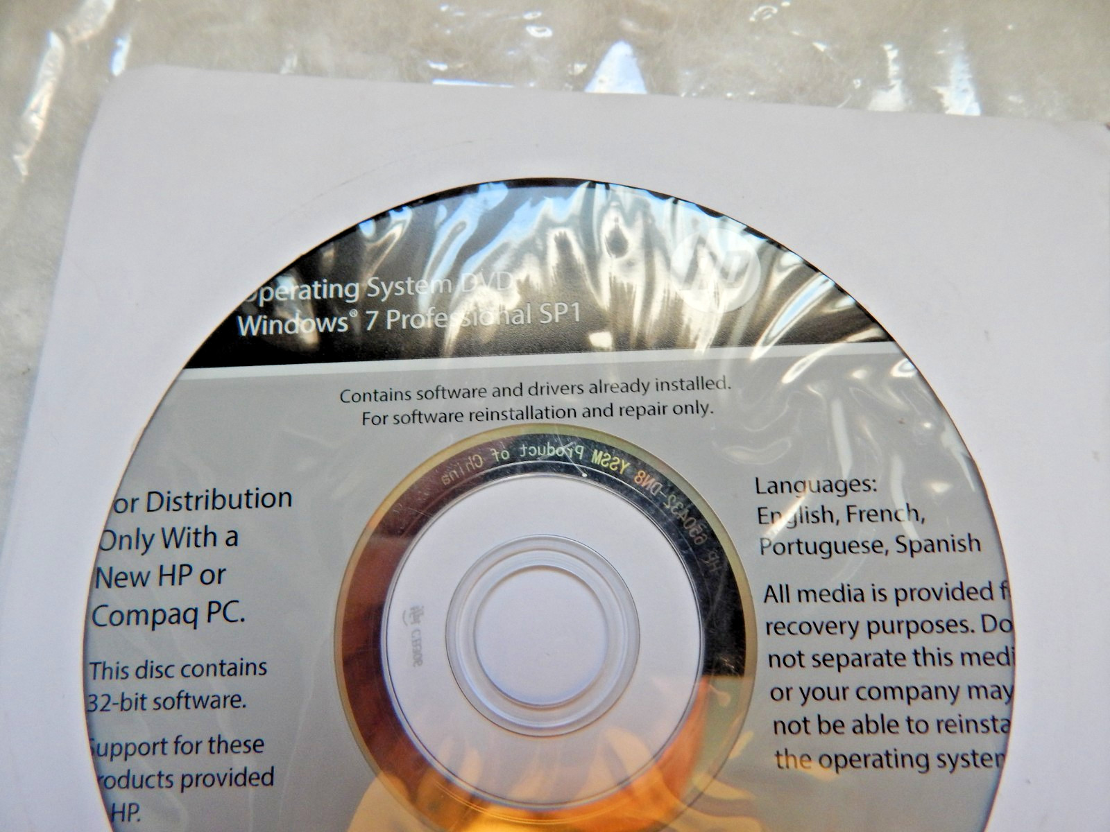HP Operating System DVD – Windows 7 Pro SP1 32-bit 670231-DN8 No PRODUCT KEY #77