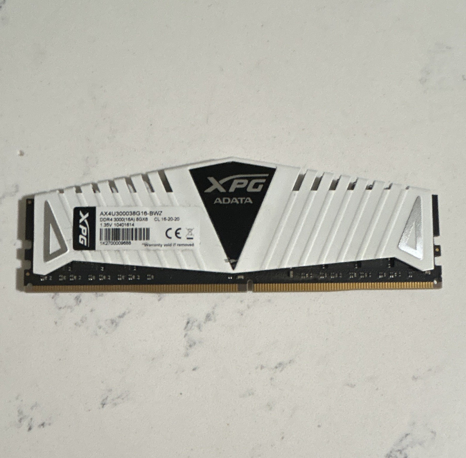 ADATA XPG 8GB DDR4-3000 PC4-24000 288-Pin DIMM Unbuffered AX4U300038G16-BWZ
