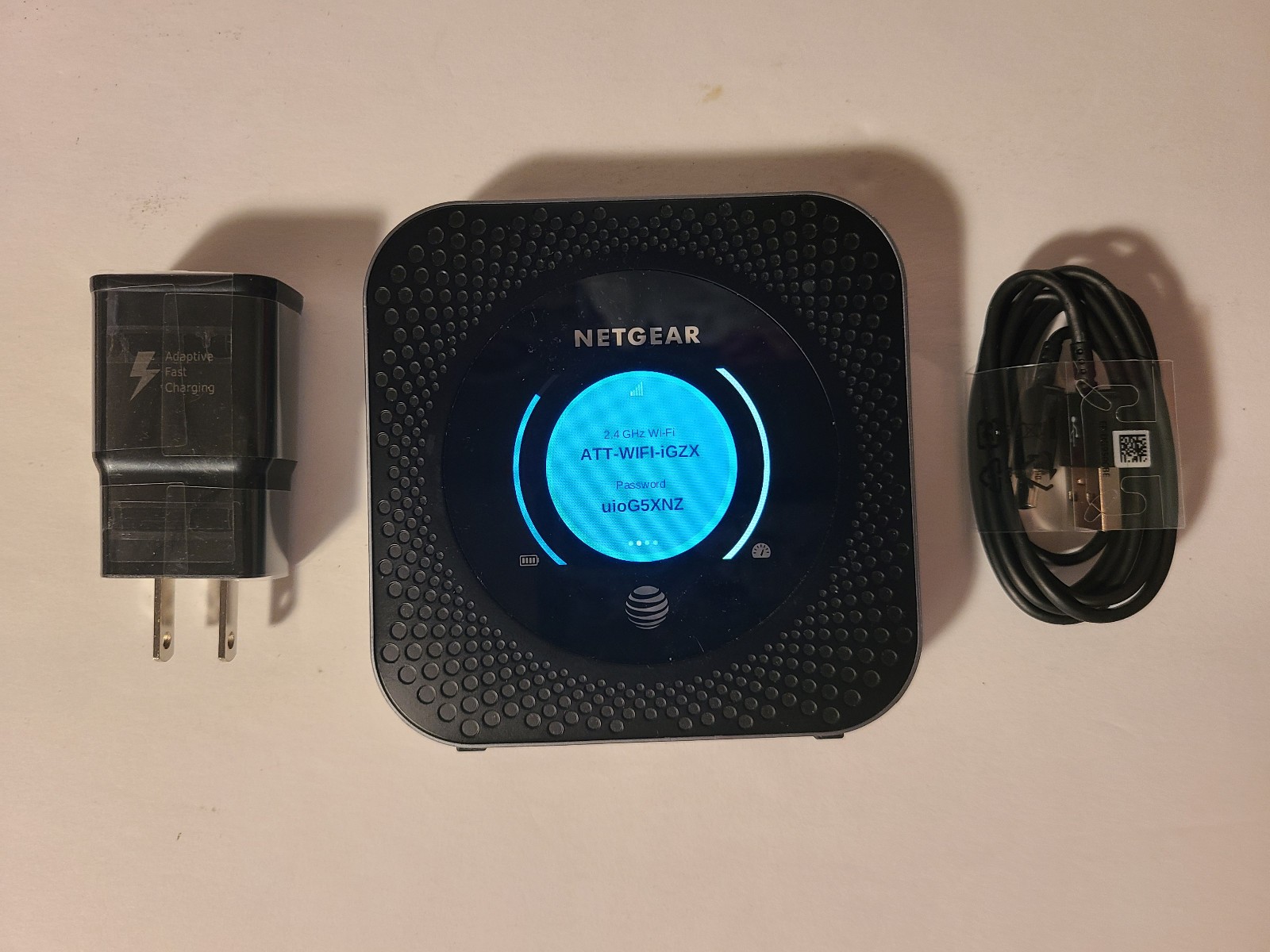 AT&T Netgear Nighthawk M1 MR1100 4G LTE Mobile Hotspot Router Black/Steel Gray