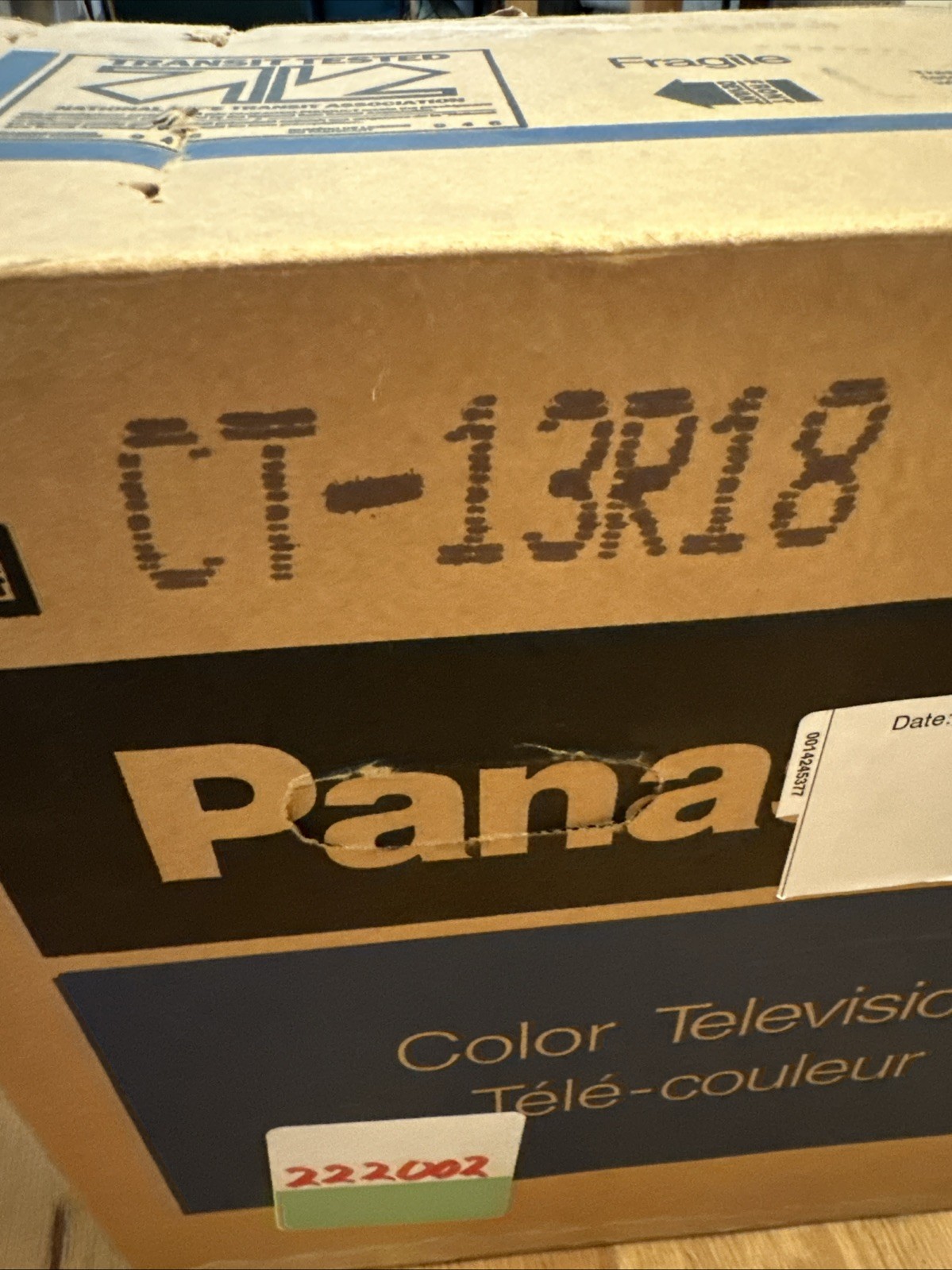 Panasonic 13 In Color Television CT-13R18 CRT-TV In Original Box W/Remote