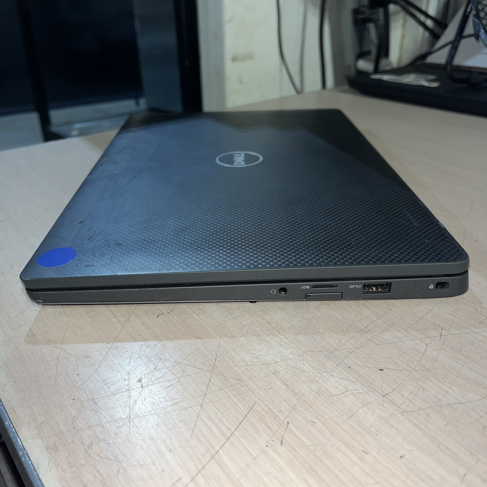 DELL LATITUDE 7400 INTEL CORE I7-8665U 1.90GHZ 8GB RAM NO HD