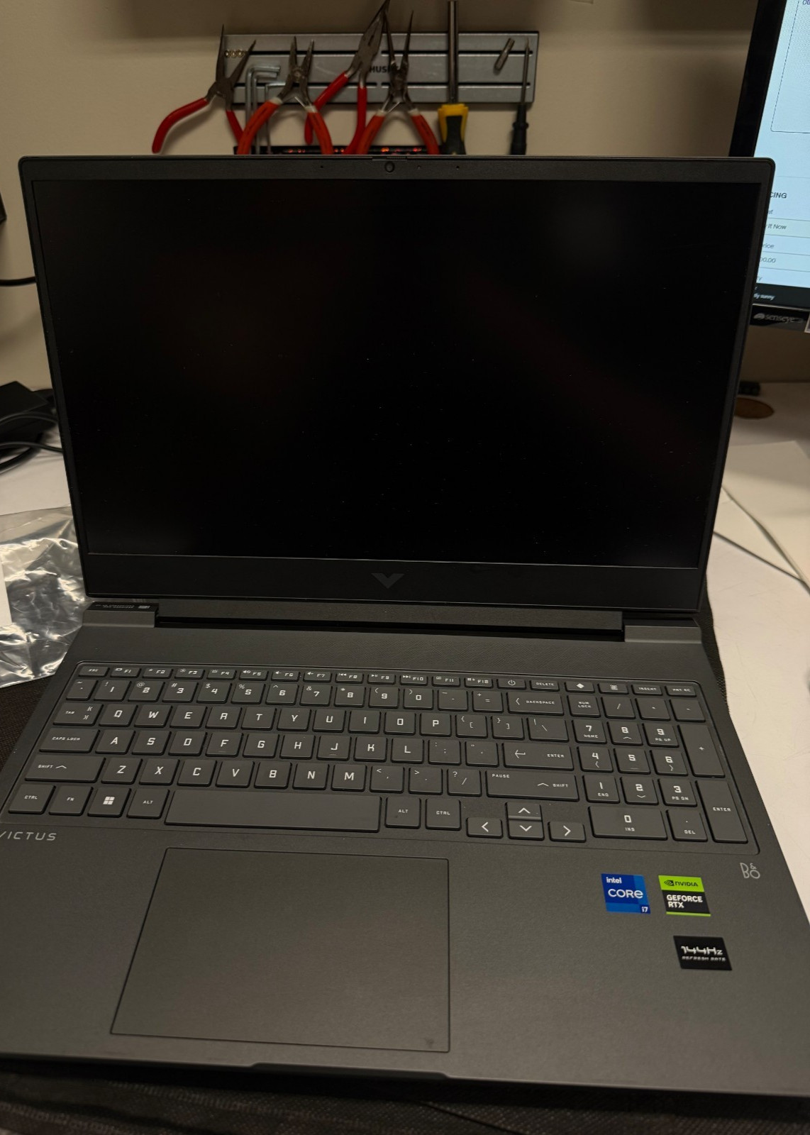 HP Victus 16.1 in (512 SSD, Intel Core i7 13th Gen, 16 GB RAM, NVIDIA 4060