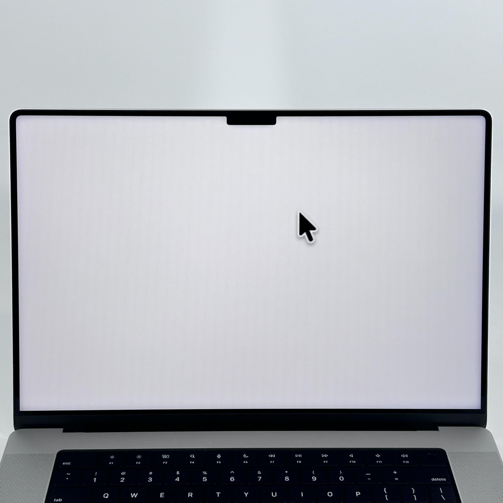 MacBook Pro 16 Silver 2021 M1 Max 10-Core CPU 32-Core GPU 64GB 2TB SSD Pink Hue