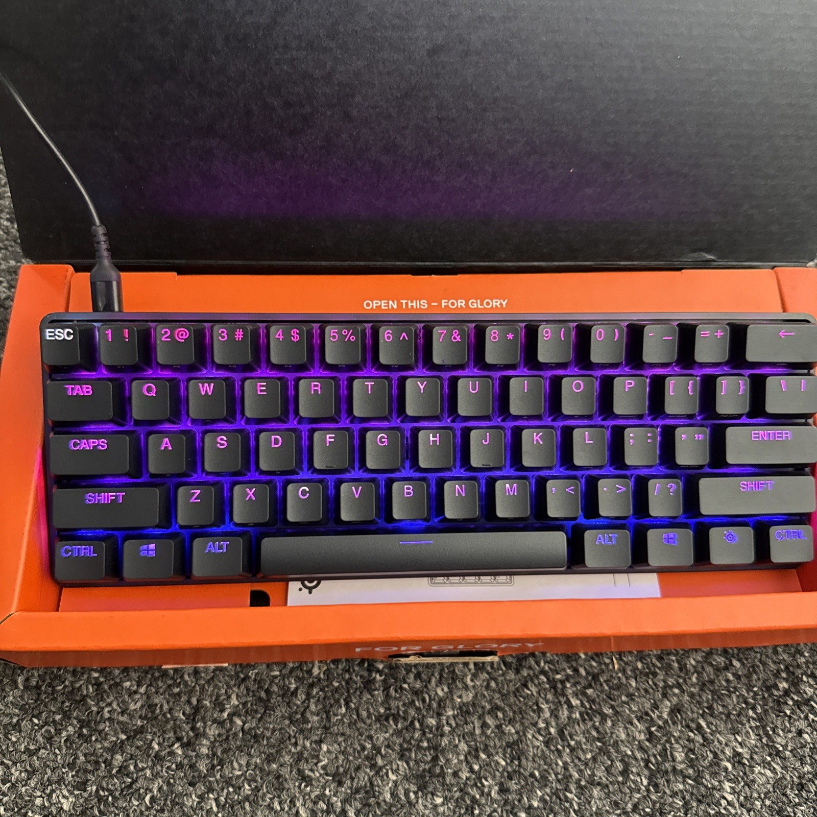 SteelSeries Apex Pro Mini Gaming Keyboard in 60% Form Factor 648020