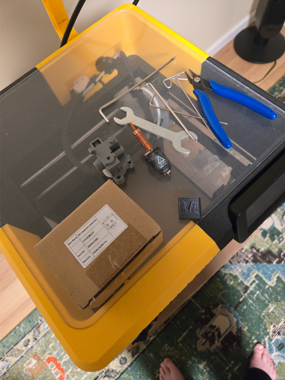 Flashforge Adventurer 5M 3D Printer – Fully enclosed, 0.4mm and 0.25mm nozzles