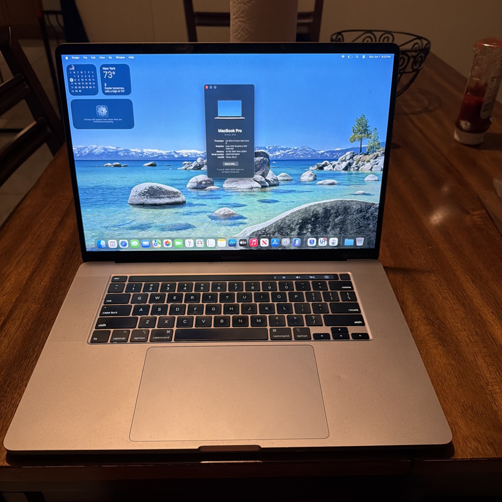 Apple MacBook Pro 16 in 2019 Space Gray/Intel Core i7 2.60 GHz, 512 GB 16 GB…
