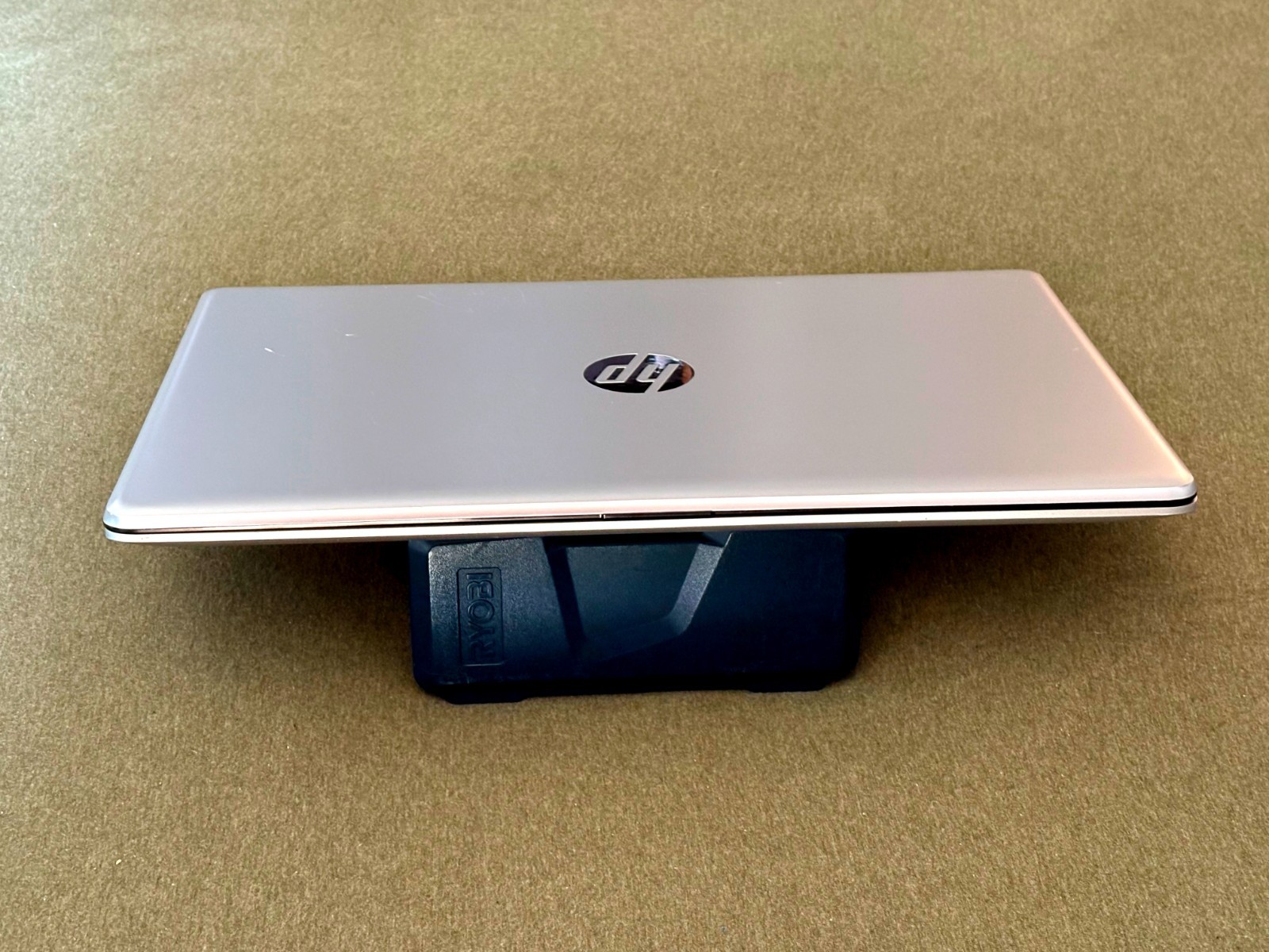 HP Pavilion 17-by Intel(R) Core(TM) I7-8565U CPU 500GB+256GB SSD 16GB MEM TOUCH!