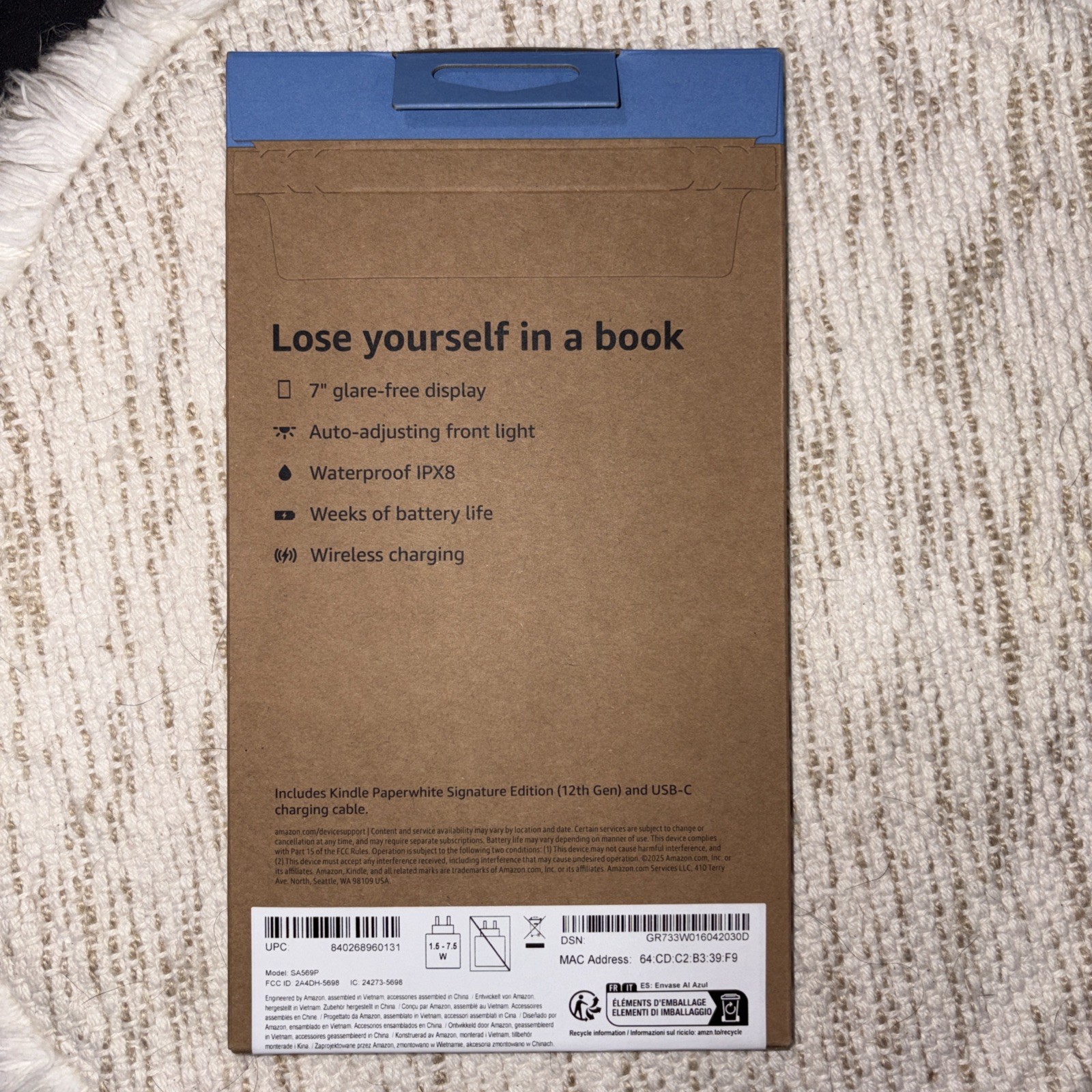 NEW sealed Amazon Kindle Paperwhite Signature Edition 32GB Metallic Black SA569P