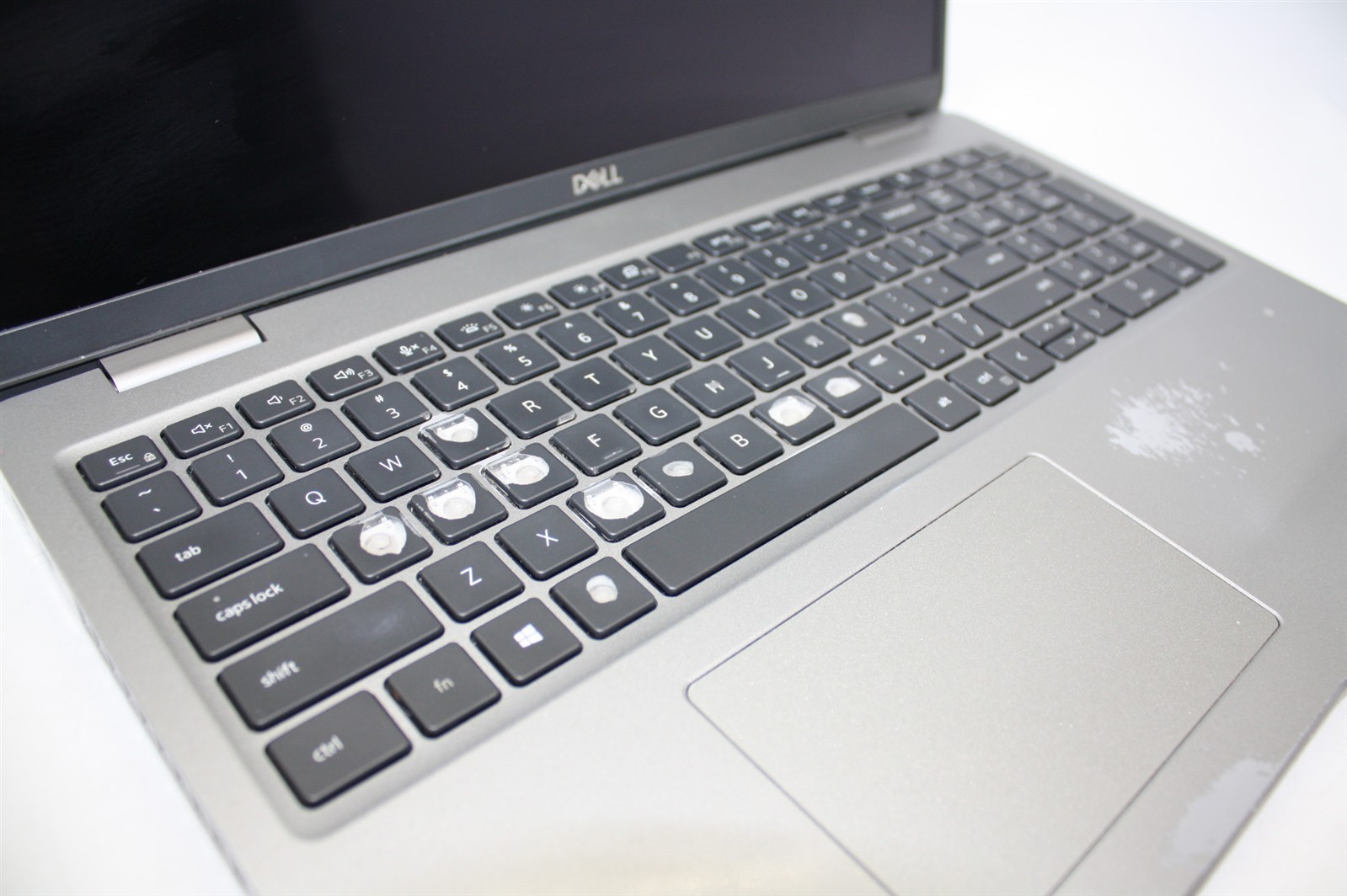 15.6″Dell Latitude 5520 i7-1185G7 3.00GHz RAM 16GB NVMe 256GB/Cosmetic Issue