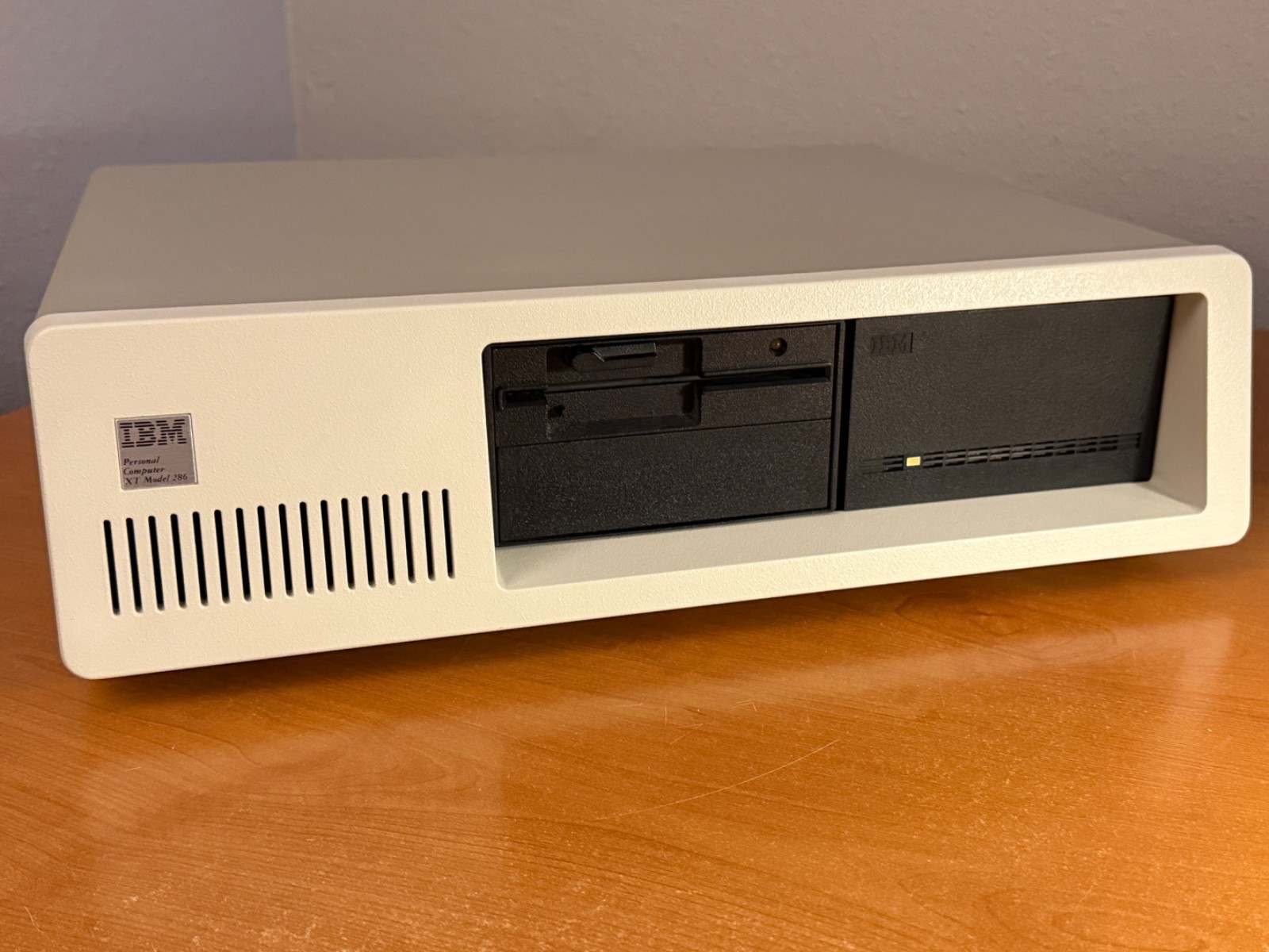 IBM 5162 XT 286 Computer – 640KB – 20MB HDD – 1.2MB FDD – Excellent Working!