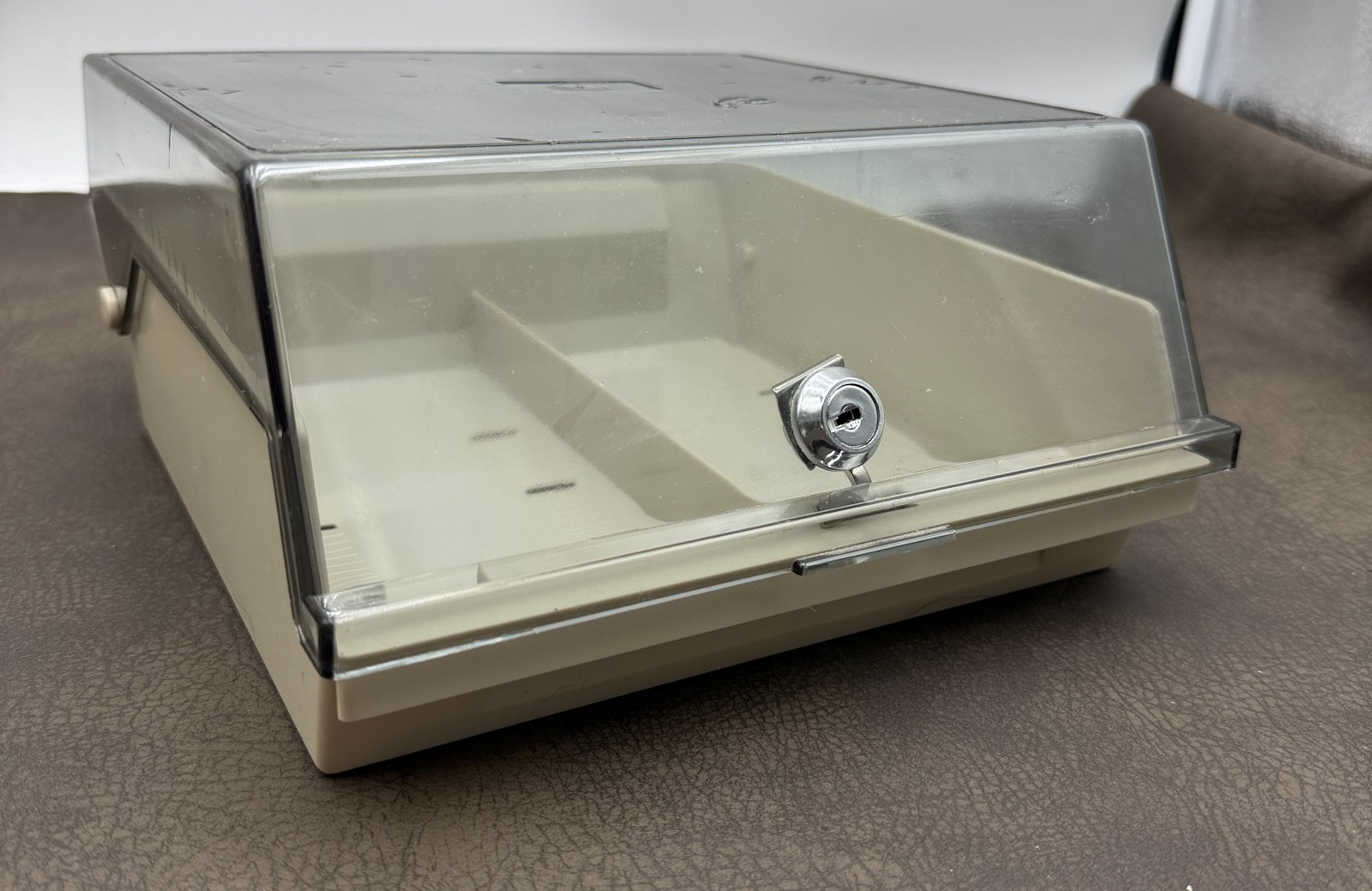 Vtg 3.5″ Floppy Disk Storage Case w Dividers Double Row