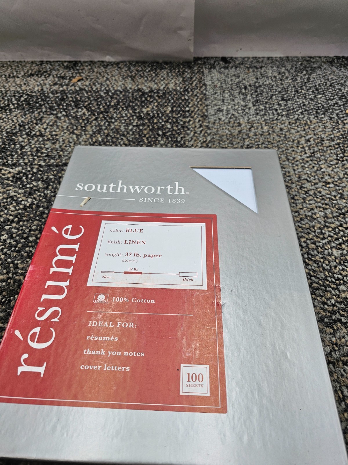 Southworth RD18BCFLN 32lb Blue 100 Sheet Premium Linen Copy Paper