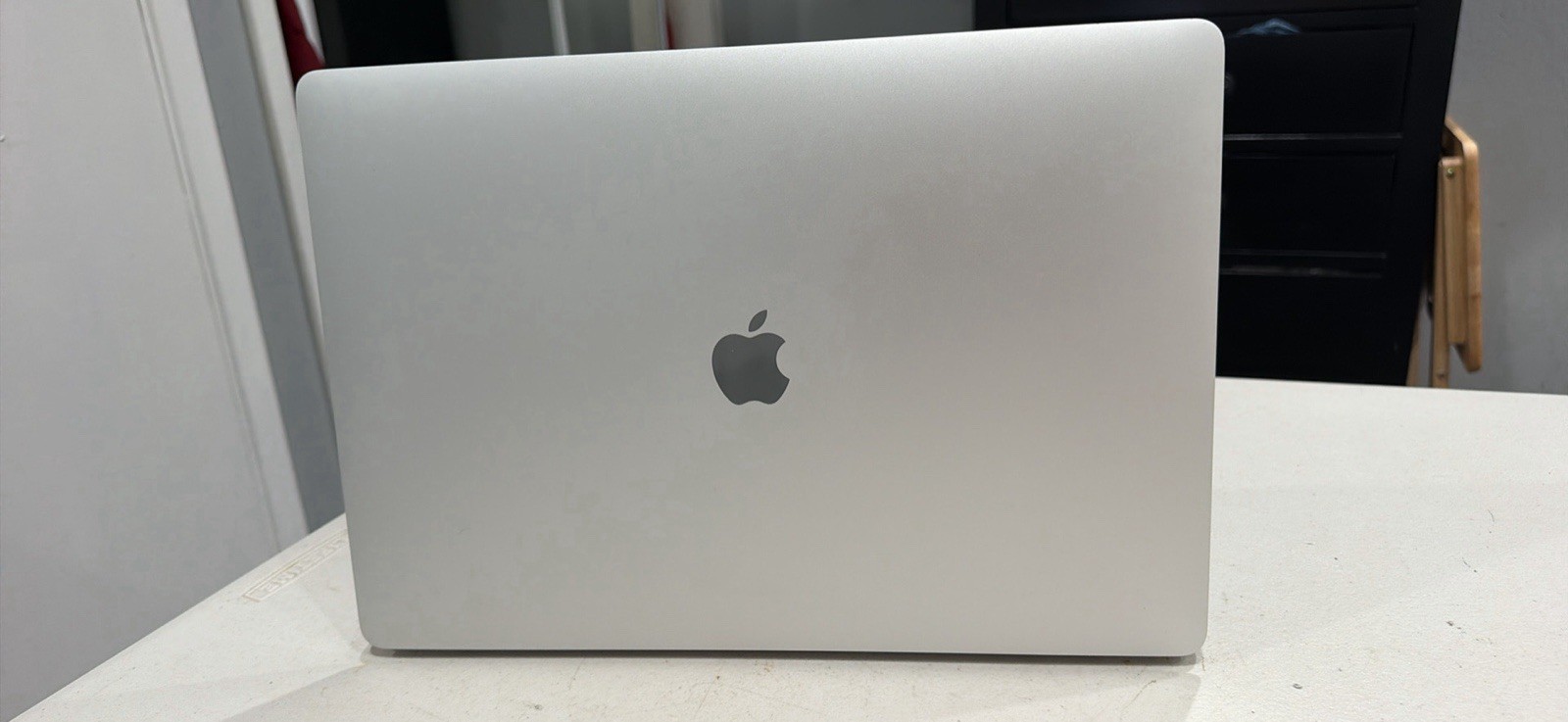 APPLE MACBOOK PRO 16” TOUCHBAR INTEL 8 CORE i9 64GB RAM 4TB SSD! MACOS TAHOE 26