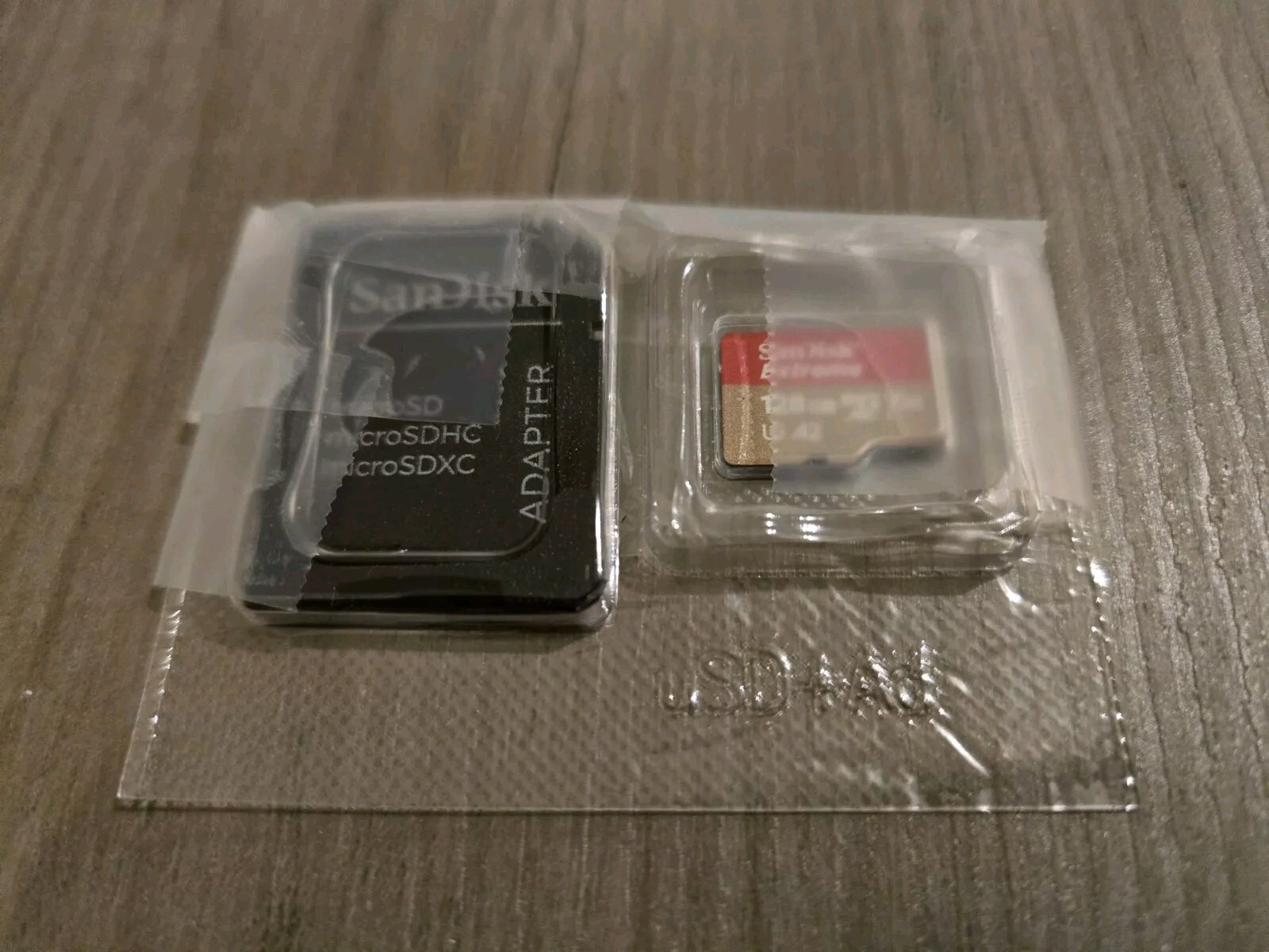 SanDisk 128GB Extreme microSD Memory Card for Mobile Gaming