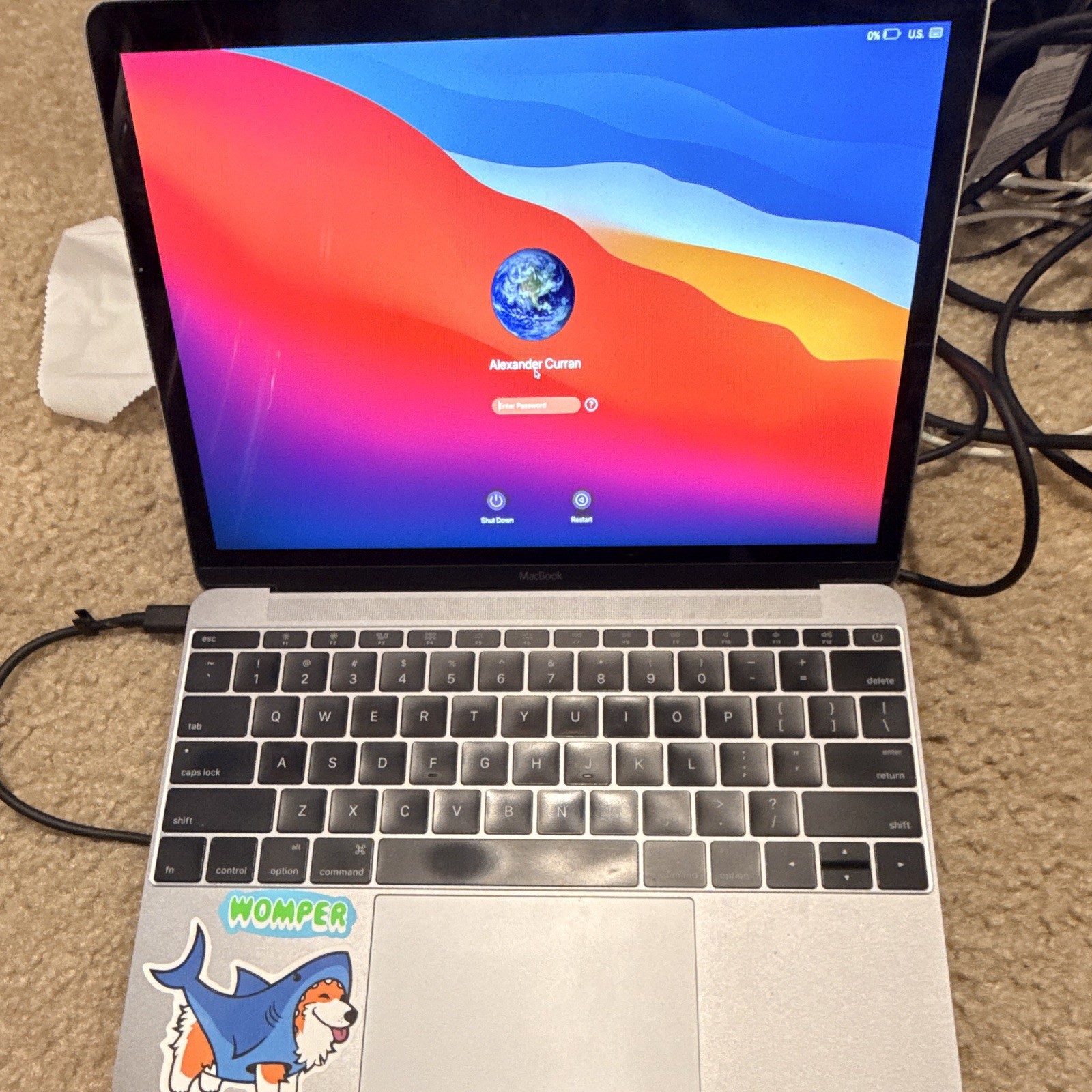 Apple MacBook 12″ 2015 A1534 Silver Core M 1.10GHz 8GB 256GB SSD READ DESCRIPT