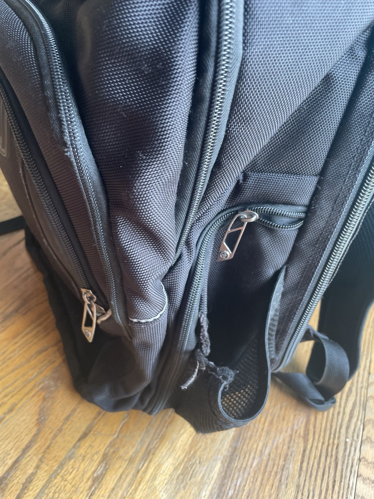 SwissDigital AG Black Backpack Laptop School Travel Book Bag Multiple Pockets