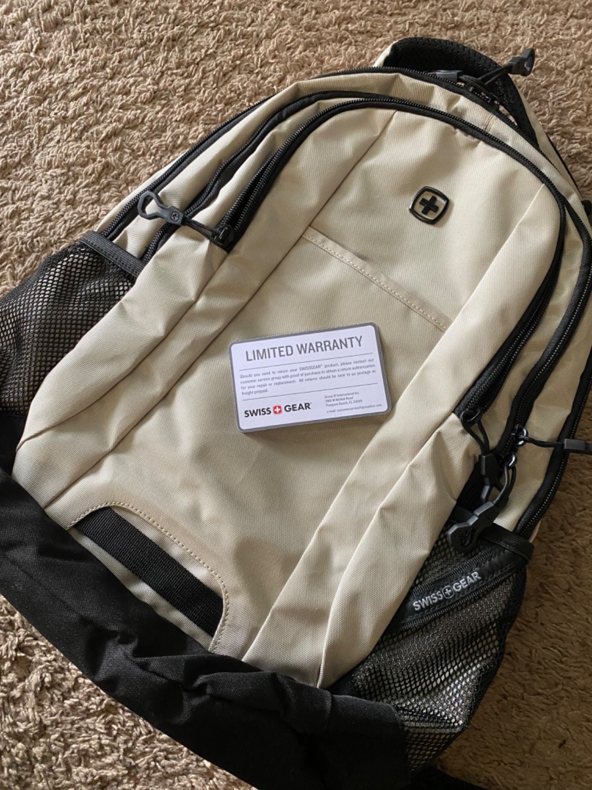 SwissGear Cecil 5505 Laptop Backpack, Cream/Black, 18-inch