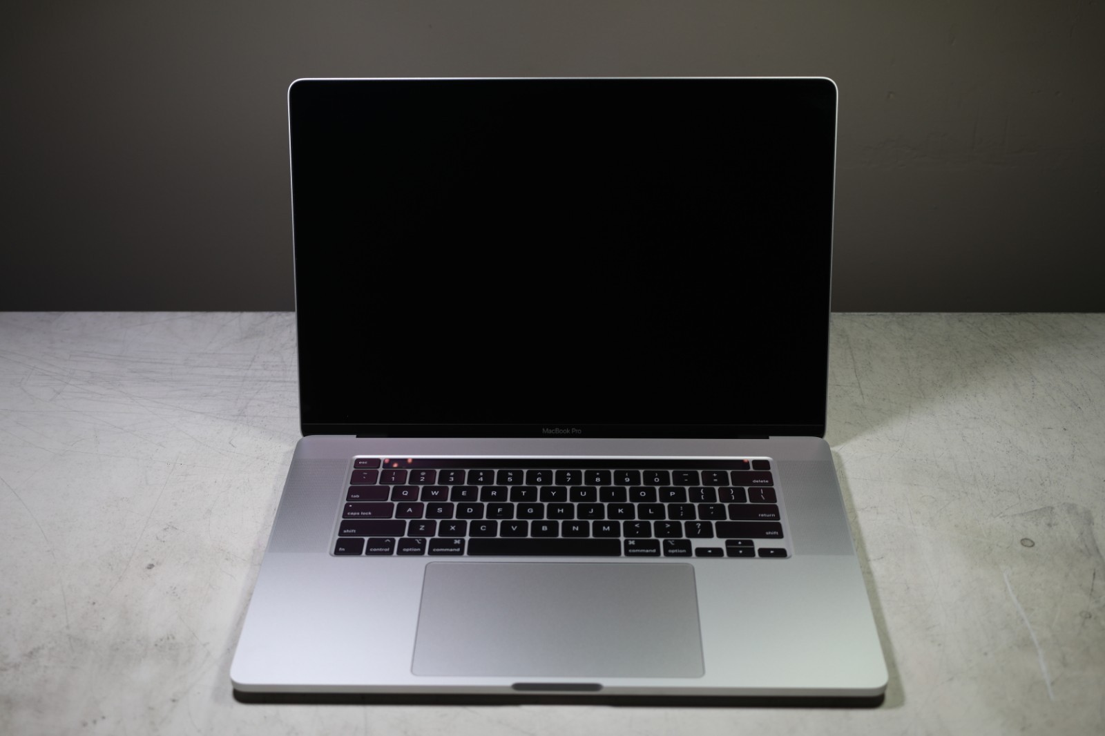 MacBook Pro (A2141) Intel Core i9-9980HK CPU 2.40GHz-16GB RAM-1TB SSD-Sonoma OS