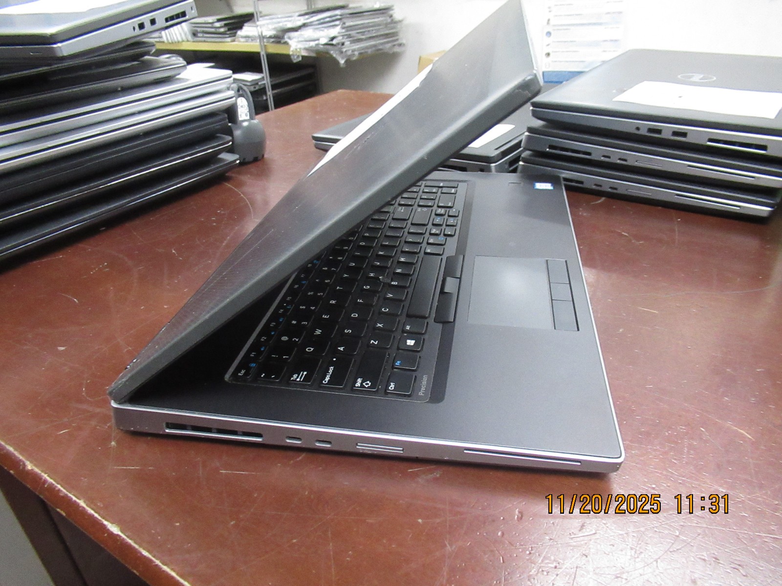 Dell Precision 7740 17.3″ 2.60GHz i7-9750H 32GB 512GB M2SSD WX 3200 Laptop+AC###
