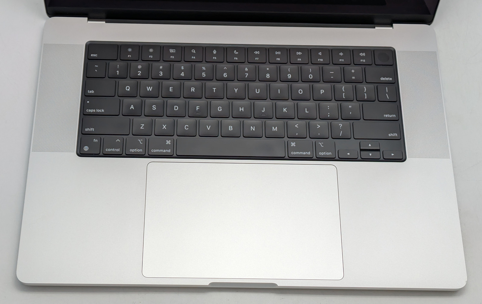 Apple MacBook Pro 2021 16.2″ M1 Max 10C 1TB SSD 64GB RAM M1 Max 24C GPU macOS