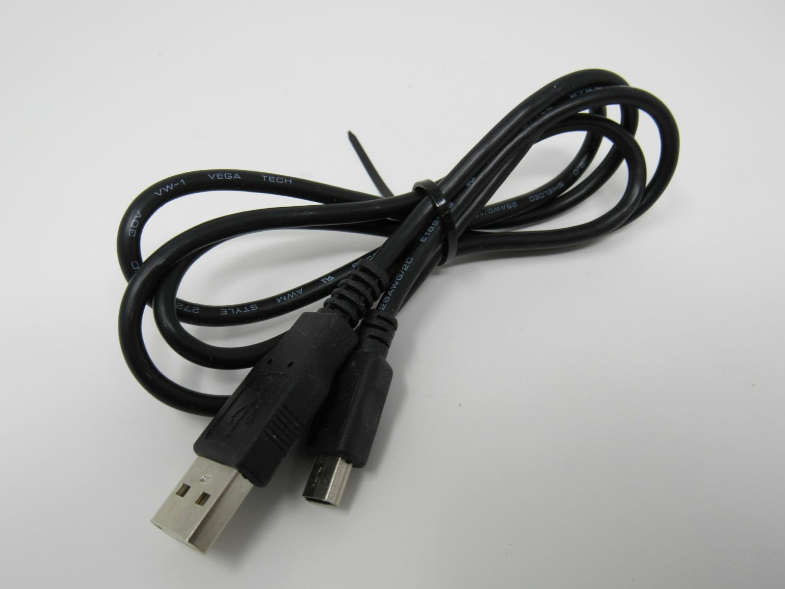 Standard USB A 2.0 Plug to USB Mini B Plug Adapter Cable 3 ft Male