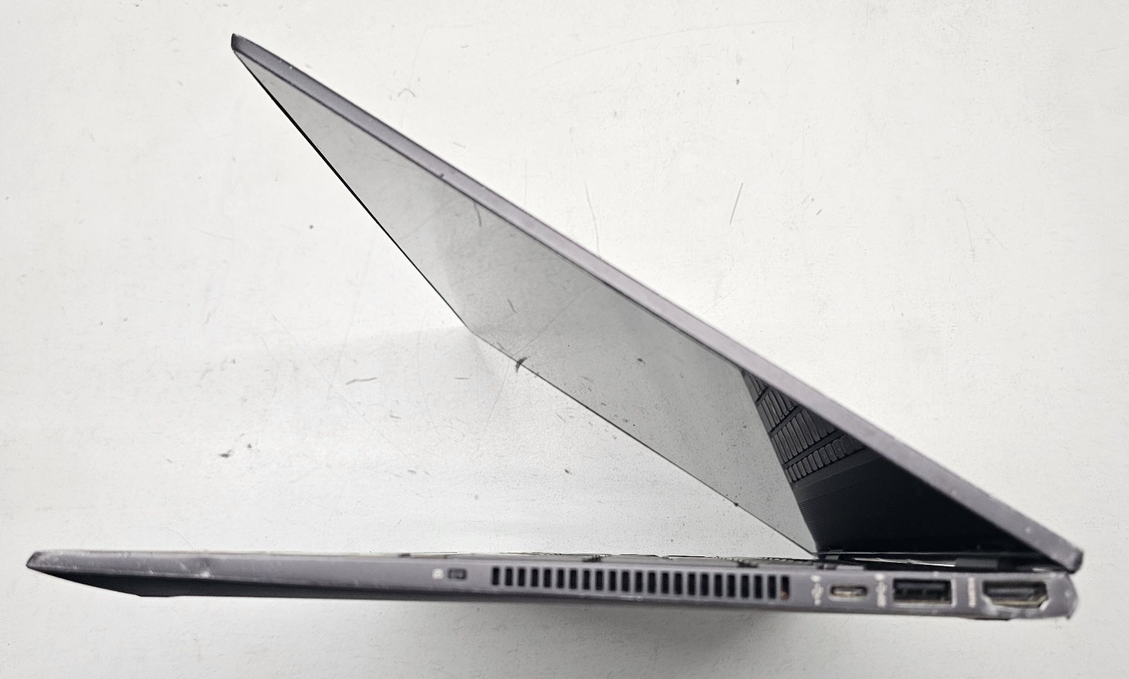 HP Envy x360 15m-ds0023dx Laptop AMD Ryzen 7 3700U NO RAM/HD/OS/POWER (FL)