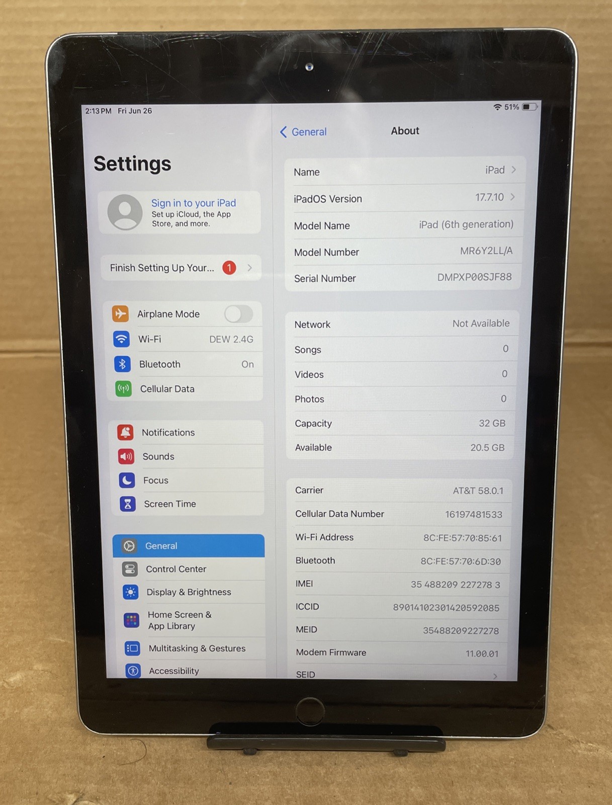 Apple iPad 6 9.7in Tablet 32GB Wi‑Fi Space Gray iOS 17.7.10 A1954 MR6Y2LL/A