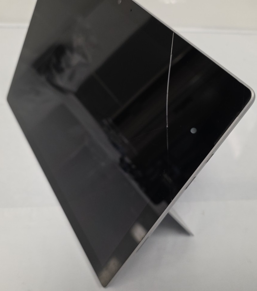 Microsoft Surface Pro 5th Gen| Intel Core i5-7300U|8GB RAM|256GB SSD| WIN 10 PRO