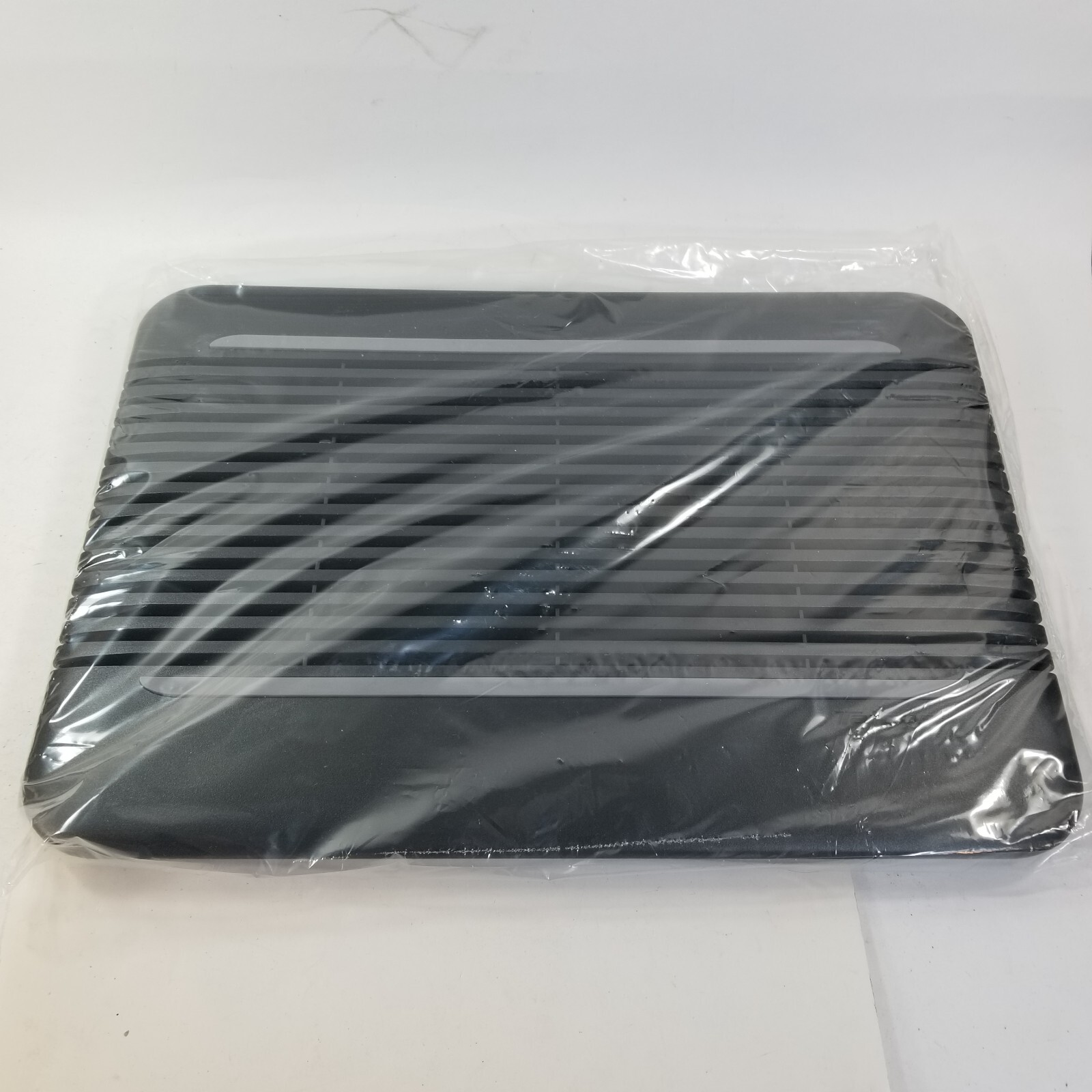 NEW Targus 17 inch Dual Fan Lap Chill Mat – Laptop Cooling Pad